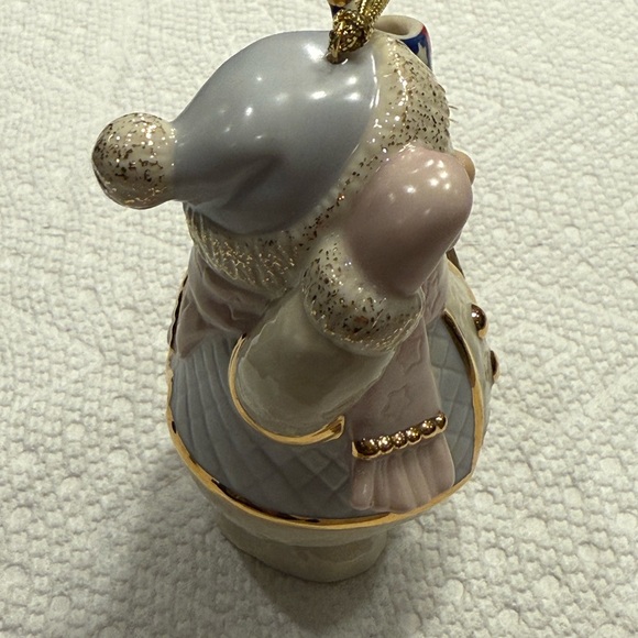 LENOX 2002 Patriotic Snowman Ornament - Picture 6 of 8